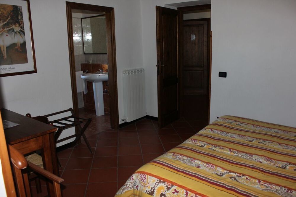 Agriturismo La Ginestrella Civitella D'Arna Exterior photo